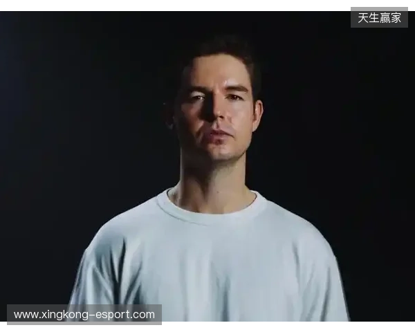 官宣:device正式加盟100 Thieves