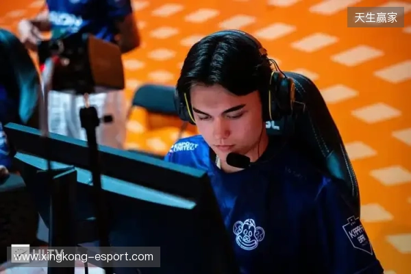 HLTV爆料：100T或将签约瑞典新星poiii